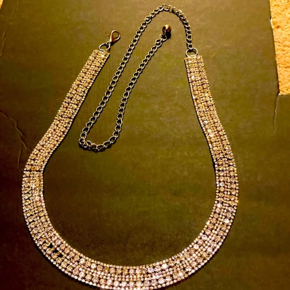 Vintage Rhinestone Belt in Silver - Picture 3 of 9